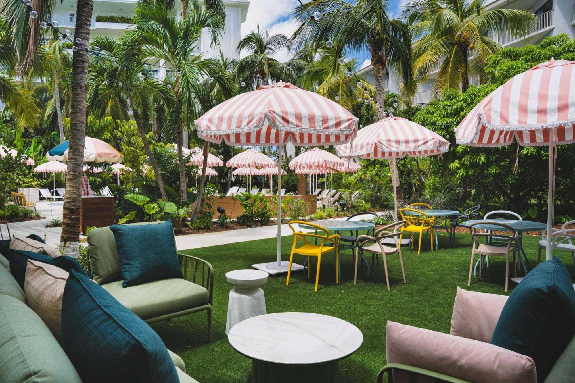 Hampton By Hilton Grand Cayman Seven Mile Beach 乔治城 外观 照片