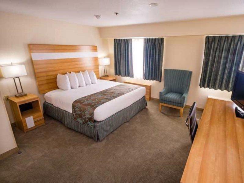 Hampton By Hilton Grand Cayman Seven Mile Beach 乔治城 外观 照片