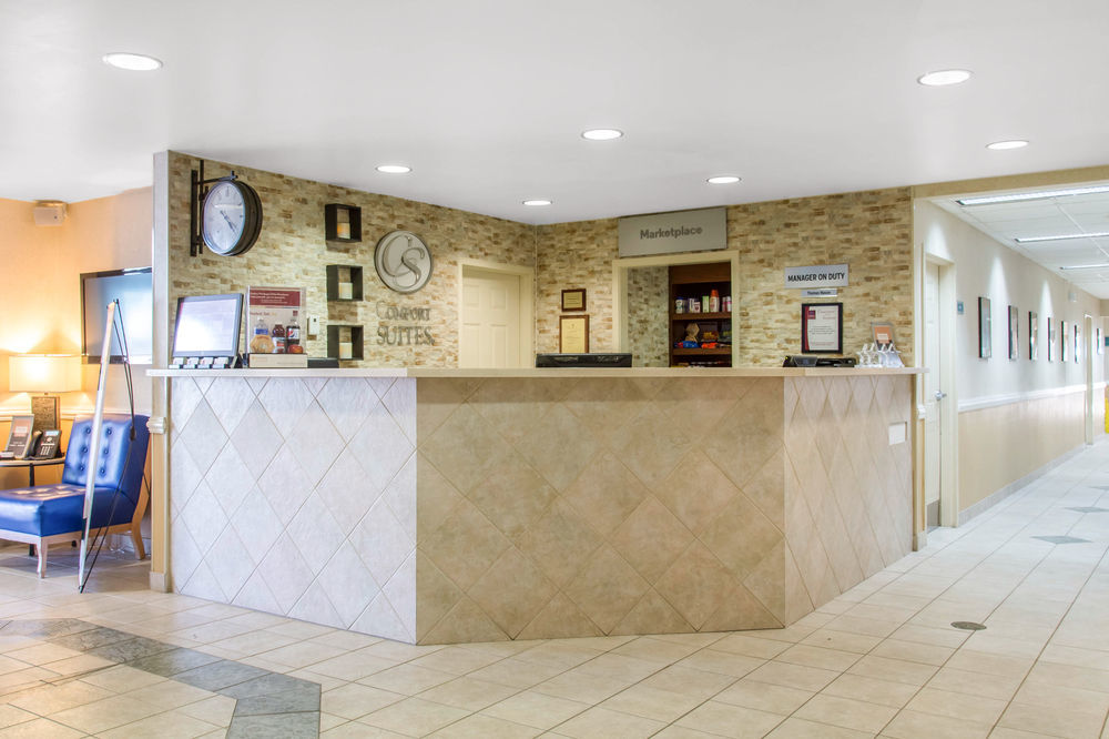 Hampton By Hilton Grand Cayman Seven Mile Beach 乔治城 外观 照片
